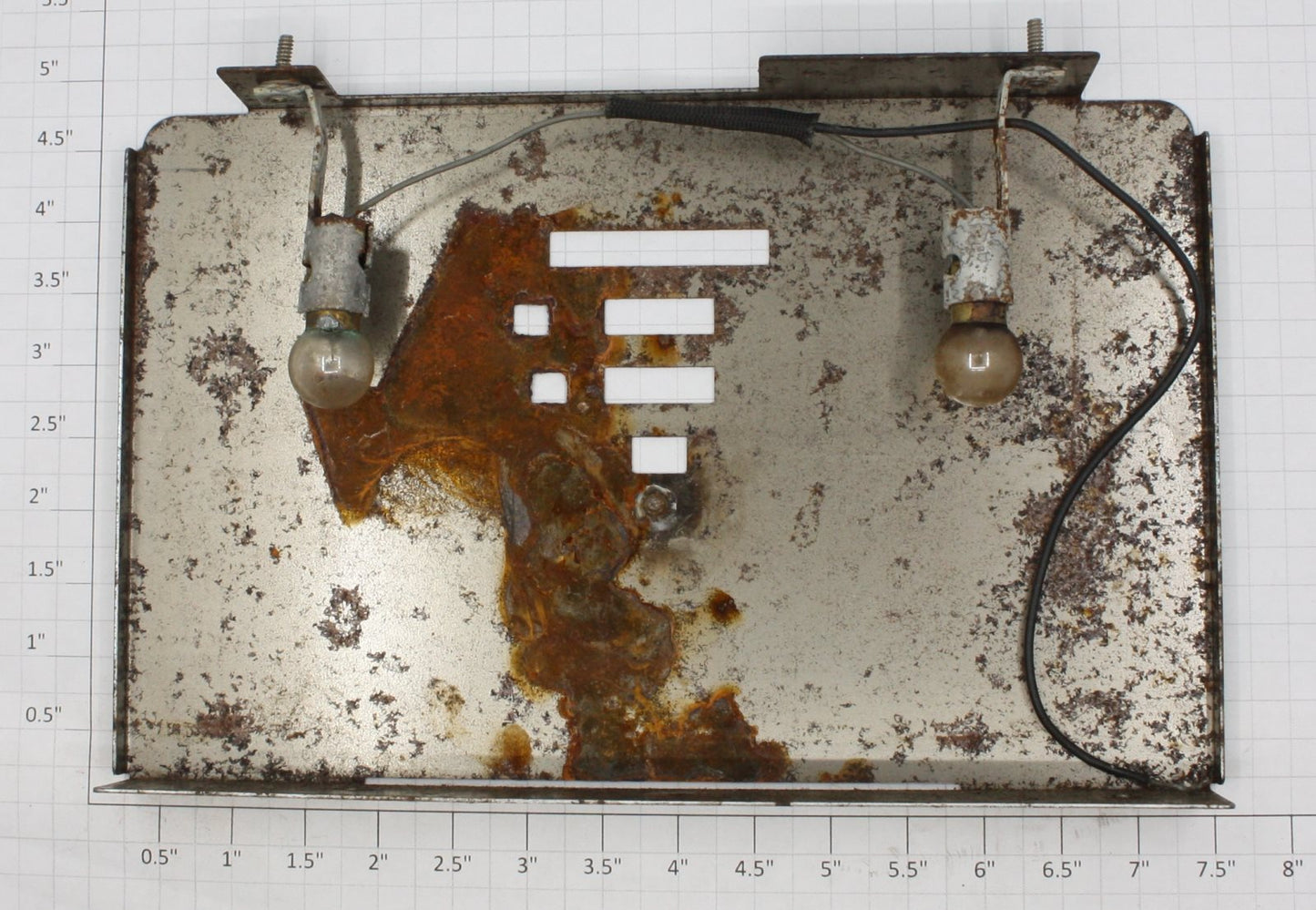 Lionel 334-46X Dispatch Board & Socket-Damaged
