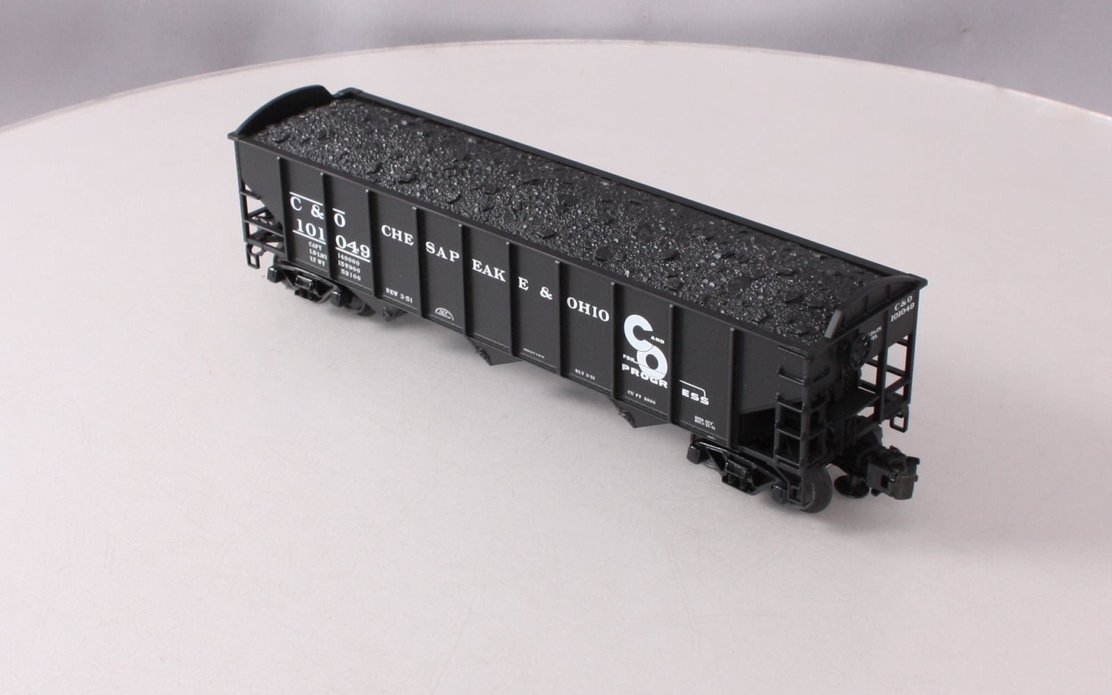 Atlas 902-2 O Gauge Chesapeake & Ohio AAR 3-Bay Hopper Car #101049 (3 Rail) LN/Box