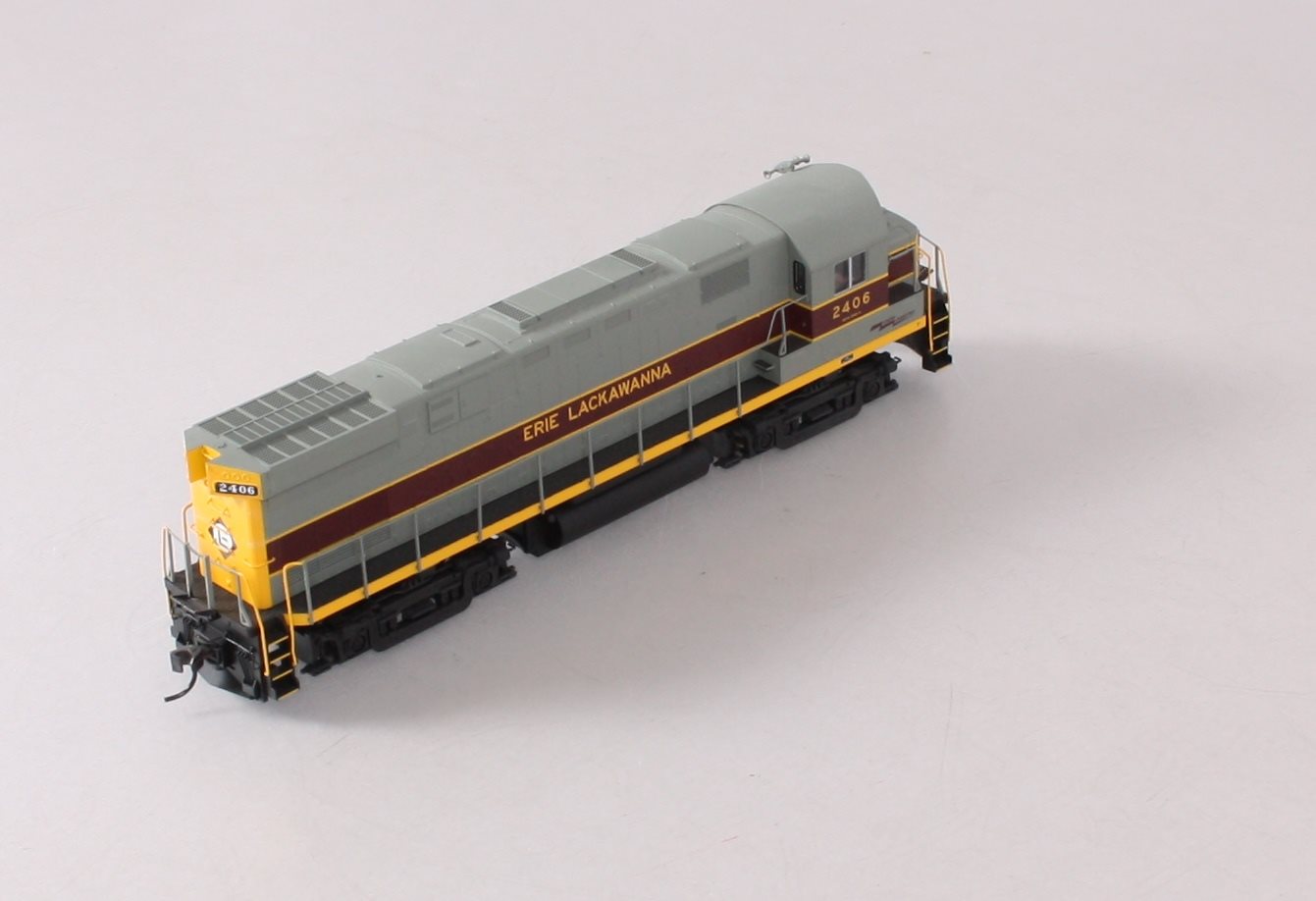 Atlas 10000687 HO Scale Erie Lackawanna C-424 Phase 1 Diesel Locomotive #2406