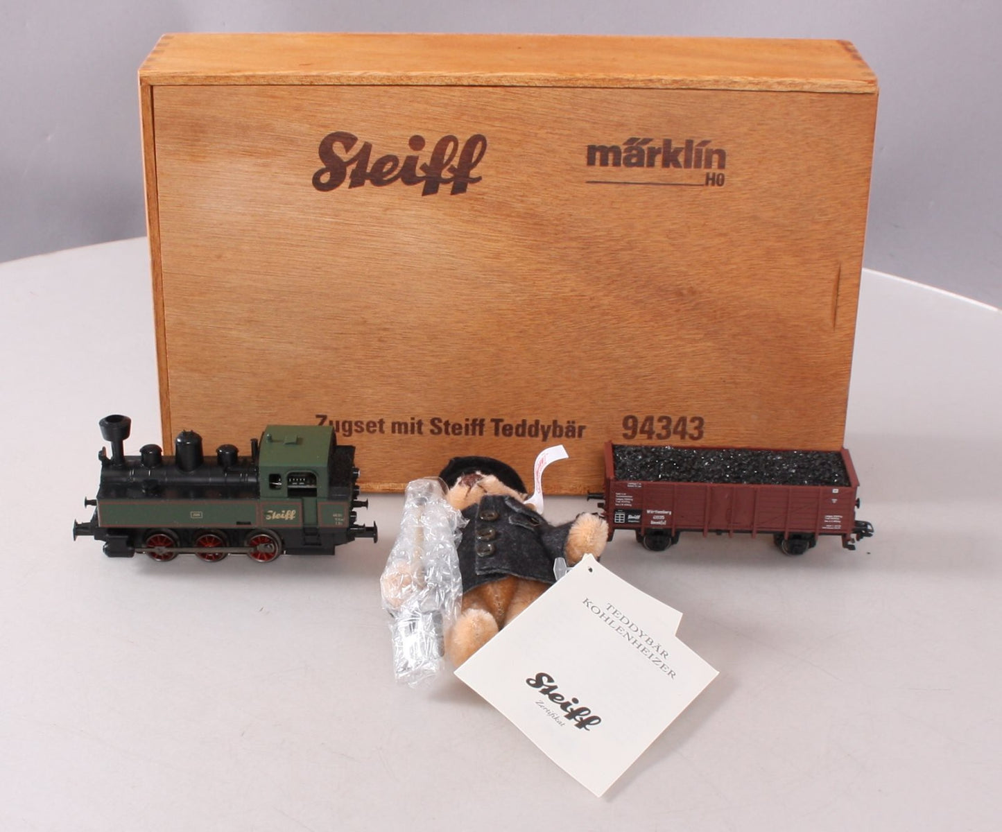 Marklin 94343 HO Steiff Diesel Train Set with Teddy Bear