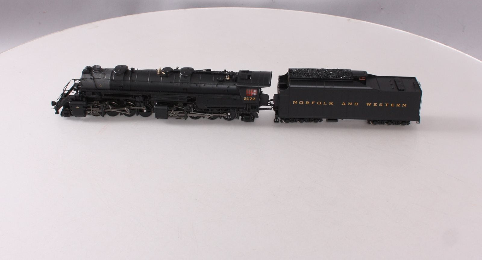 Broadway Limited 6410 HO N&W Y6b 2-8-8-2 Steam Locomotive & 22I Tender #2172 DCC