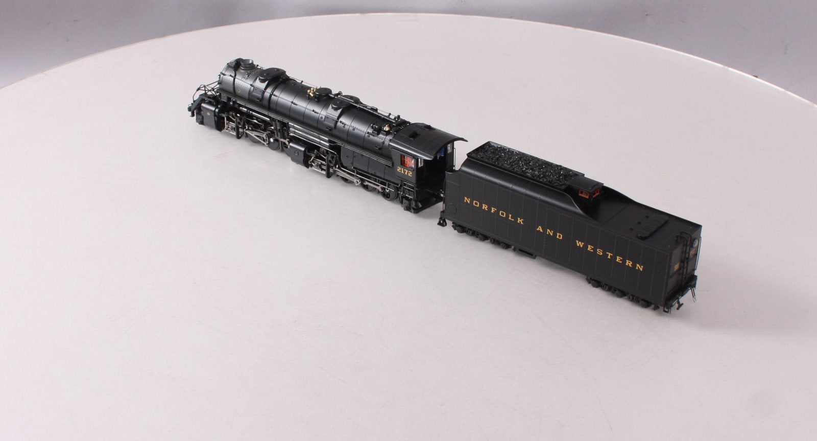 Broadway Limited 6410 HO N&W Y6b 2-8-8-2 Steam Locomotive & 22I Tender #2172 DCC