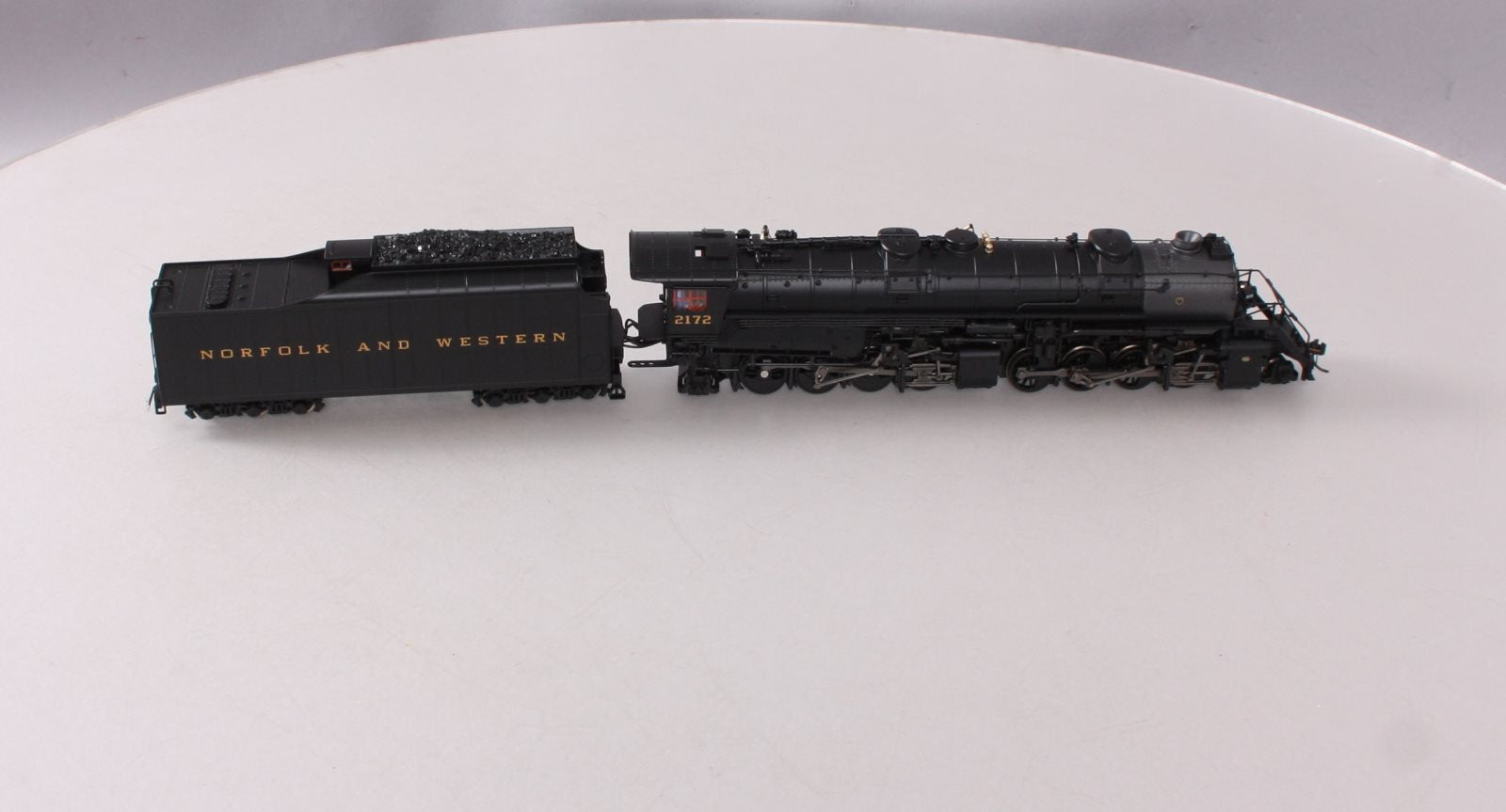 Broadway Limited 6410 HO N&W Y6b 2-8-8-2 Steam Locomotive & 22I Tender #2172 DCC
