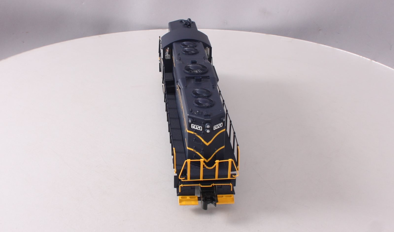 Atlas 1423-2 O Gauge C&O Powered GP-9 Diesel Locomotive [3 Rail w/TMCC] LN/Box