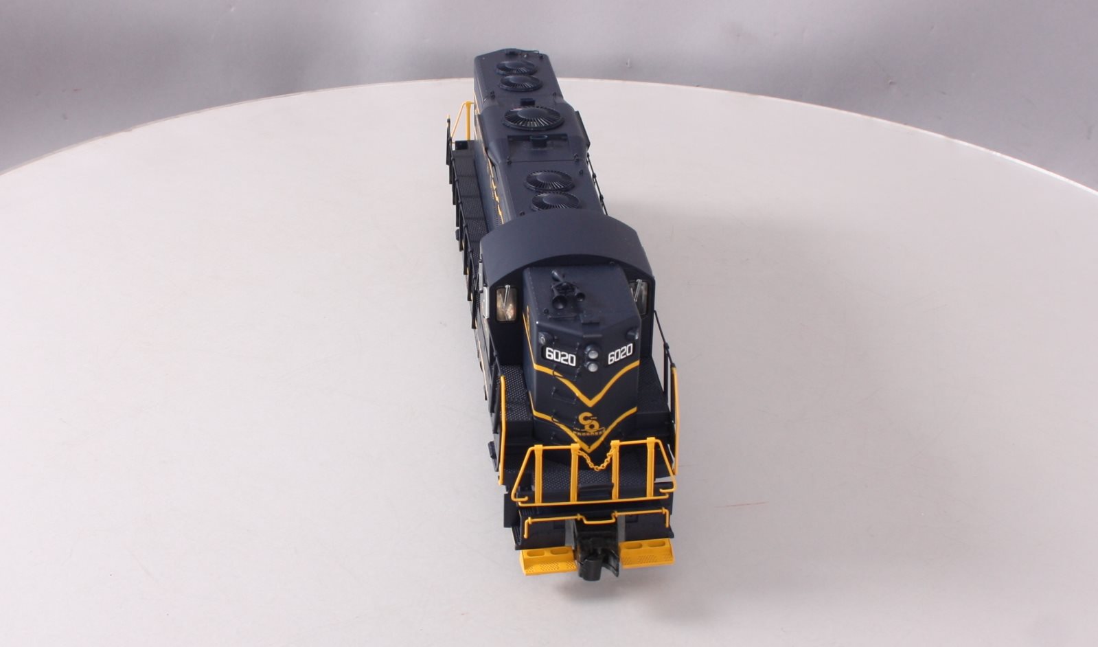 Atlas 1423-2 O Gauge C&O Powered GP-9 Diesel Locomotive [3 Rail w/TMCC] LN/Box