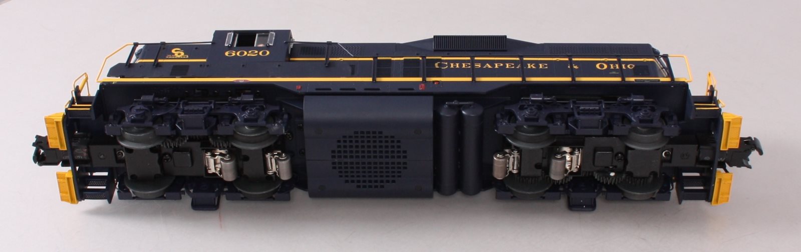 Atlas 1423-2 O Gauge C&O Powered GP-9 Diesel Locomotive [3 Rail w/TMCC] LN/Box