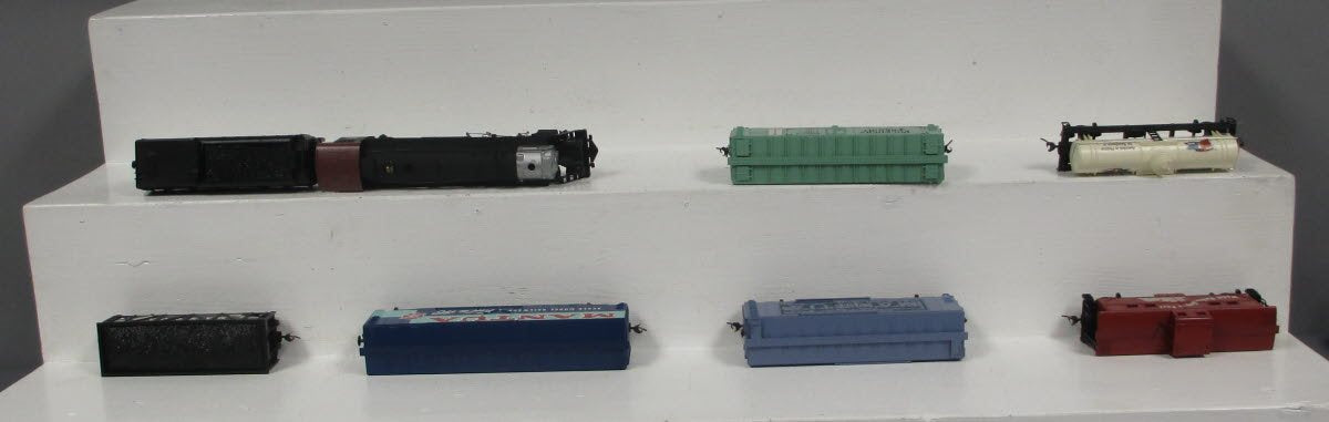 Mantua HO 75th Anniversary Express Train Set