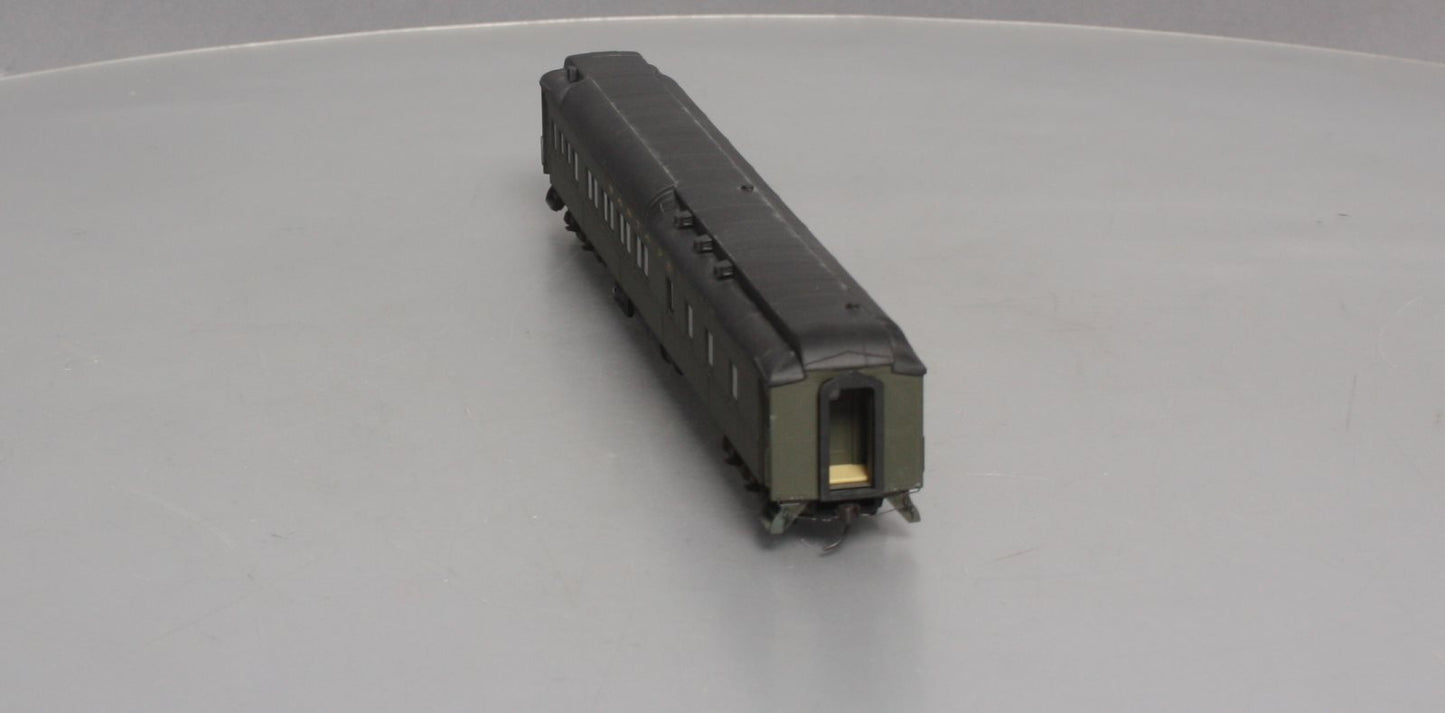 Walthers 932-10052 HO Scale Santa Fe Pullman Heavyweight 8-1-2 (Plan #3979A) LN/Box