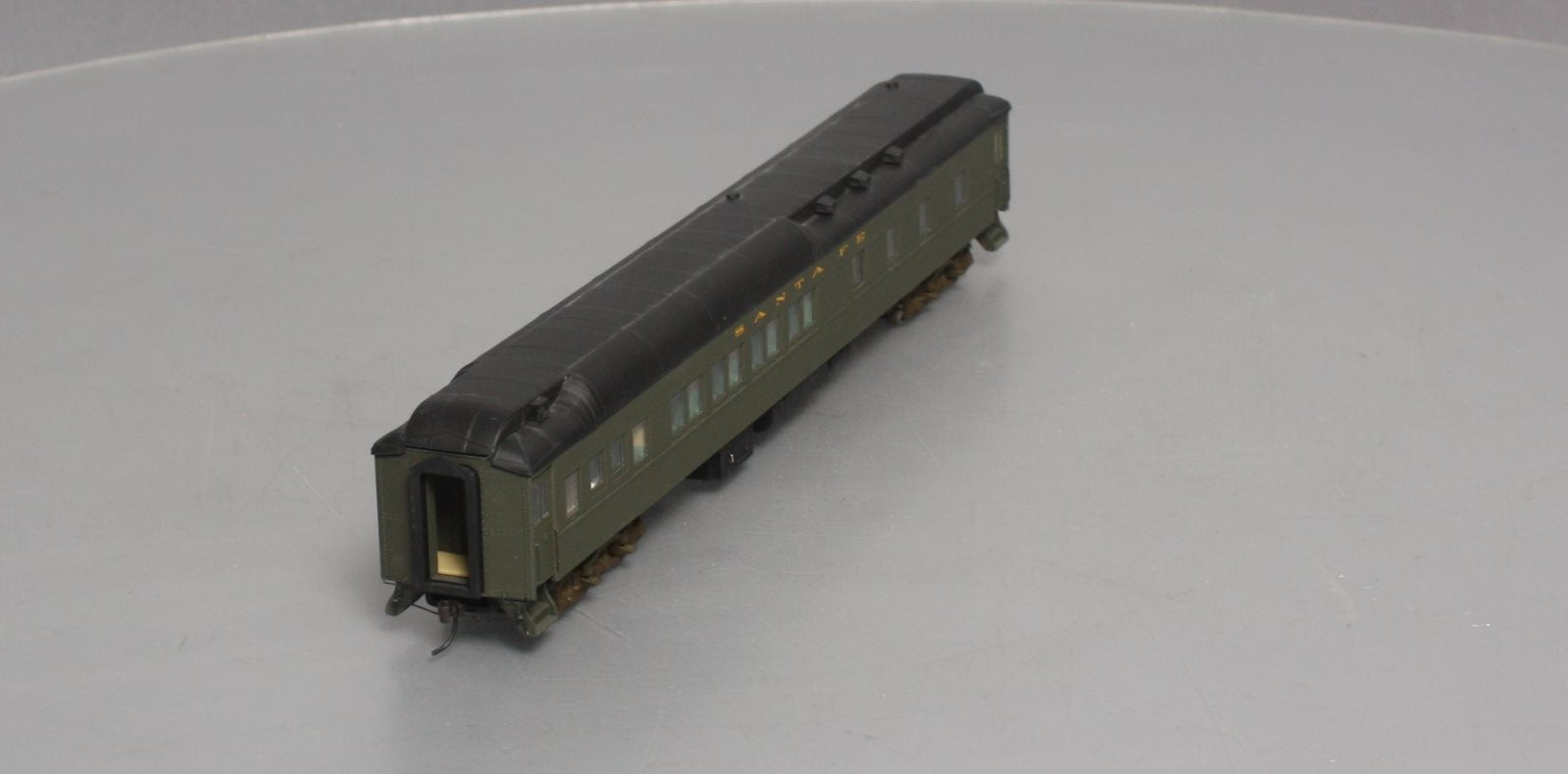 Walthers 932-10052 HO Scale Santa Fe Pullman Heavyweight 8-1-2 (Plan #3979A) LN/Box