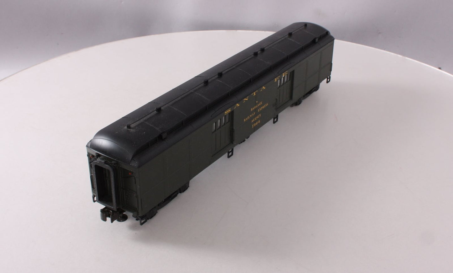 Weaver G22705LD O Santa Fe B60b Baggage/Mail Car 3-Rail LN/Box
