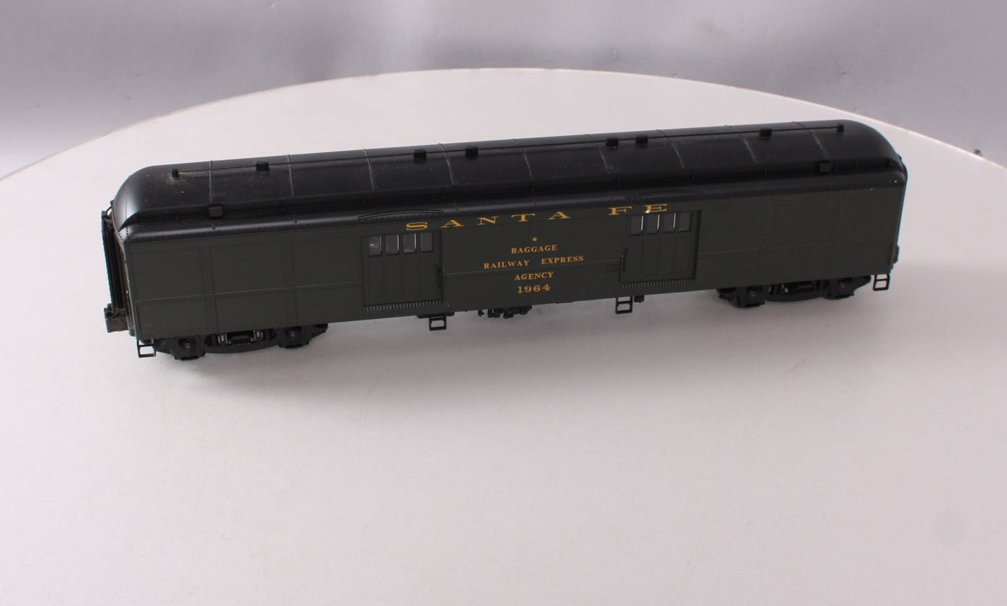 Weaver G22705LD O Santa Fe B60b Baggage/Mail Car 3-Rail LN/Box