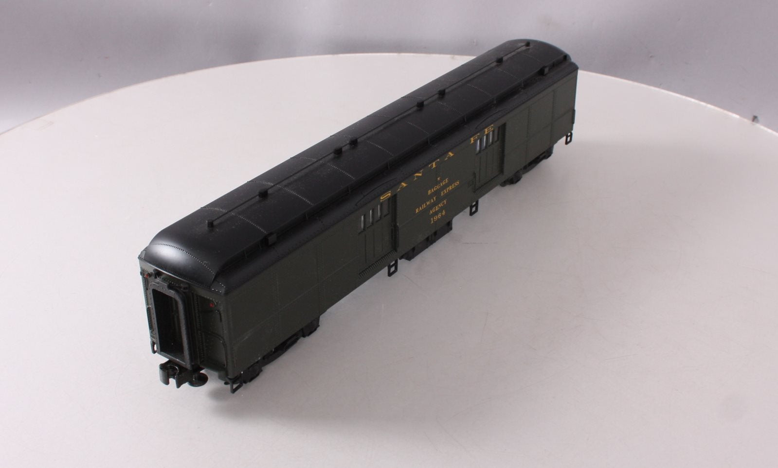 Weaver G22705LD O Santa Fe B60b Baggage/Mail Car 3-Rail LN/Box