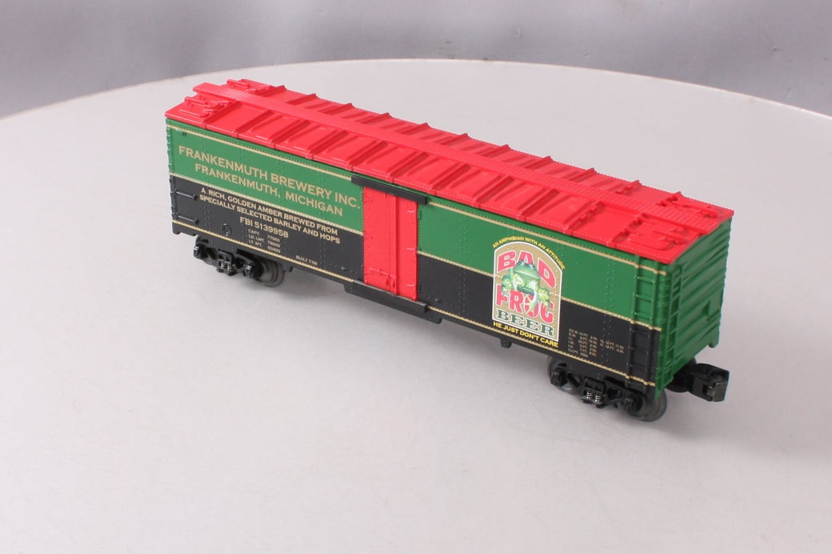 MTH 30-7886 O Gauge Bad Frog Beer Reefer Car LN/Box