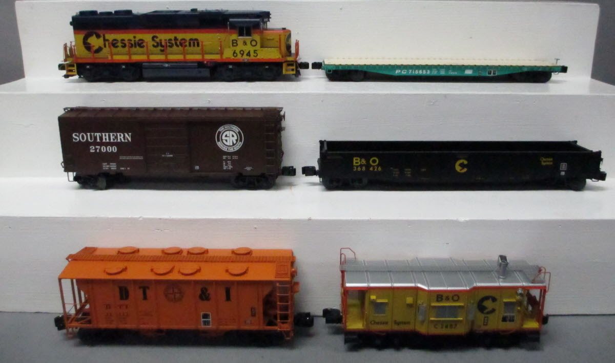 Lionel 6-31735 Chessie System Diesel Freight Train Set with RailSounds LN/Box