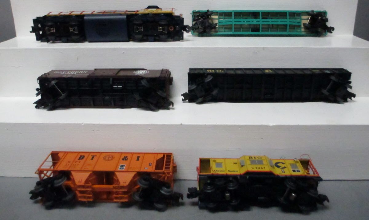 Lionel 6-31735 Chessie System Diesel Freight Train Set with RailSounds LN/Box