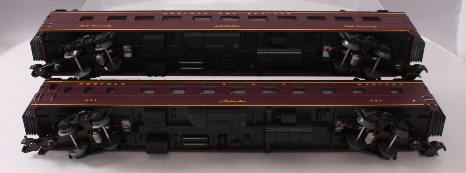 MTH 20-6614 O Gauge Norfolk & Western 2-Car 70' ABS Sleeper/Diner Passenger Set LN/Box