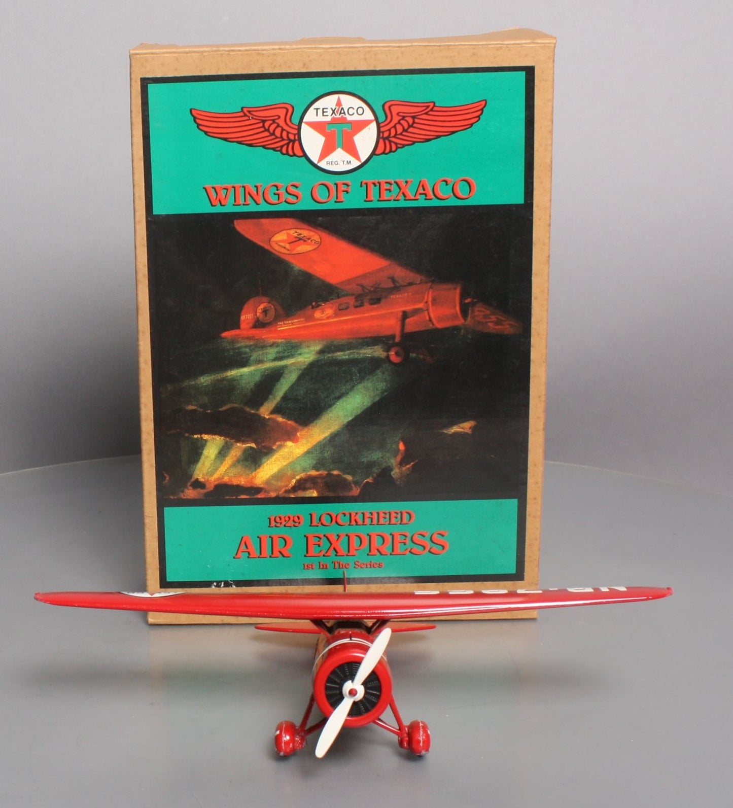 Ertl 3801 Wings of Texaco 1929 Lockheed Air Express Coin Bank