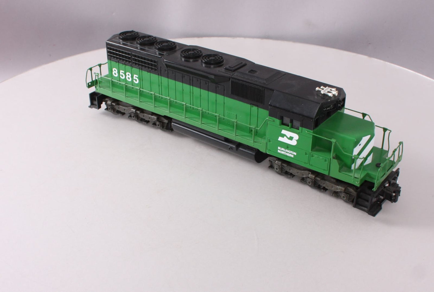 Lionel 6-8585 O Burlington Northern SD40 Powered Diesel Locomotive w/Horn LN/Box