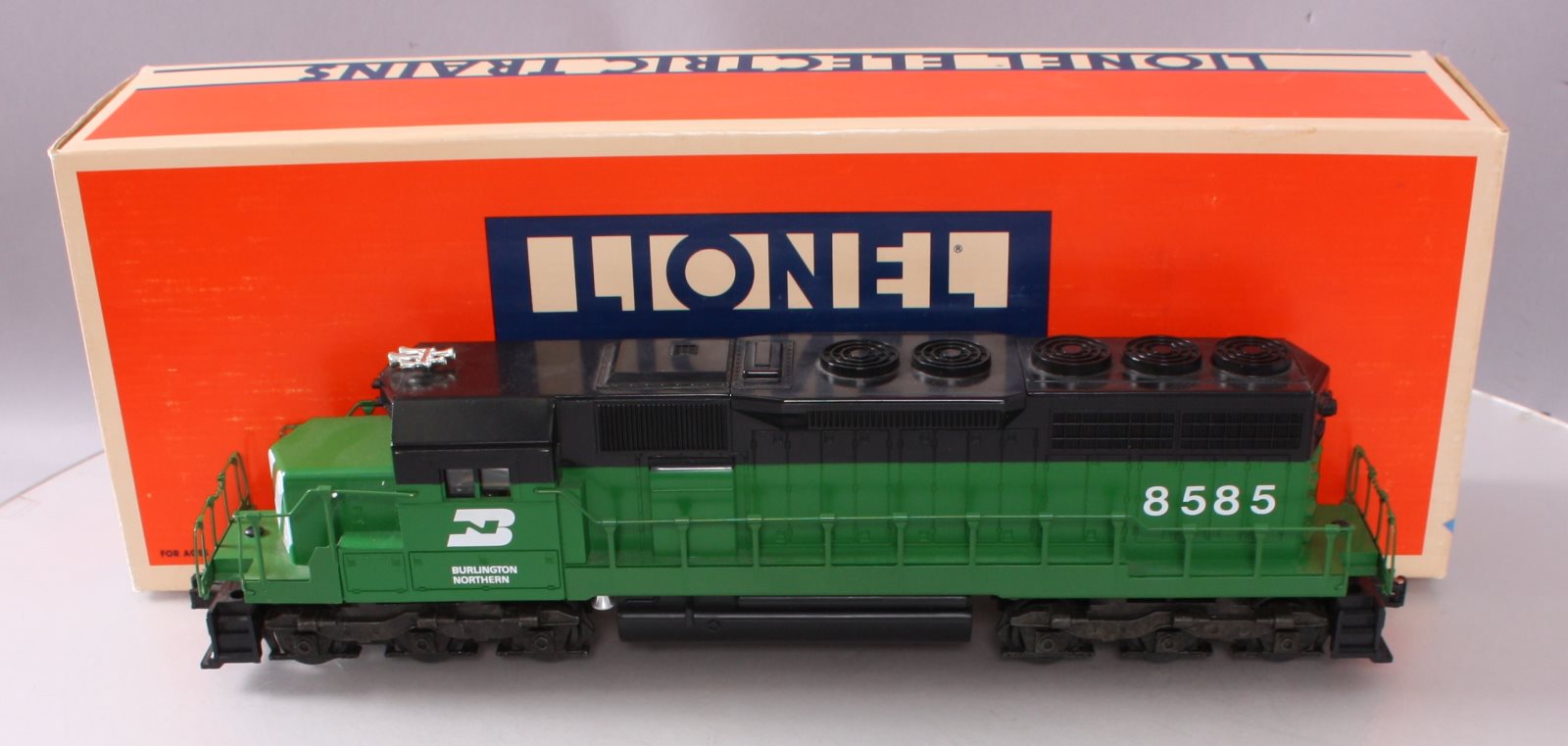 Lionel 6-8585 O Burlington Northern SD40 Powered Diesel Locomotive w/Horn LN/Box