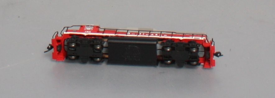 Atlas 40002773 N CBQ EMD GP40 Low Nose Diesel Locomotive Dynamic Brakes #180