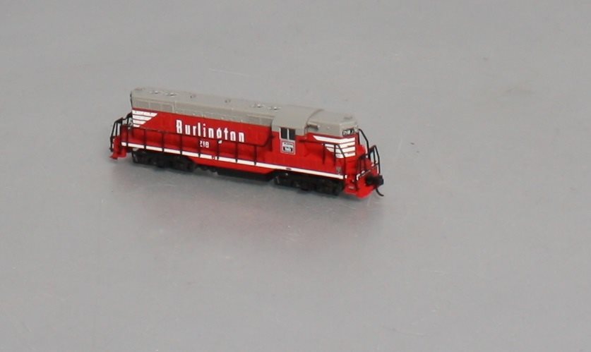 Atlas 40003100 N Burlington Route GP-7 Phase 1 Diesel Locomotive #218