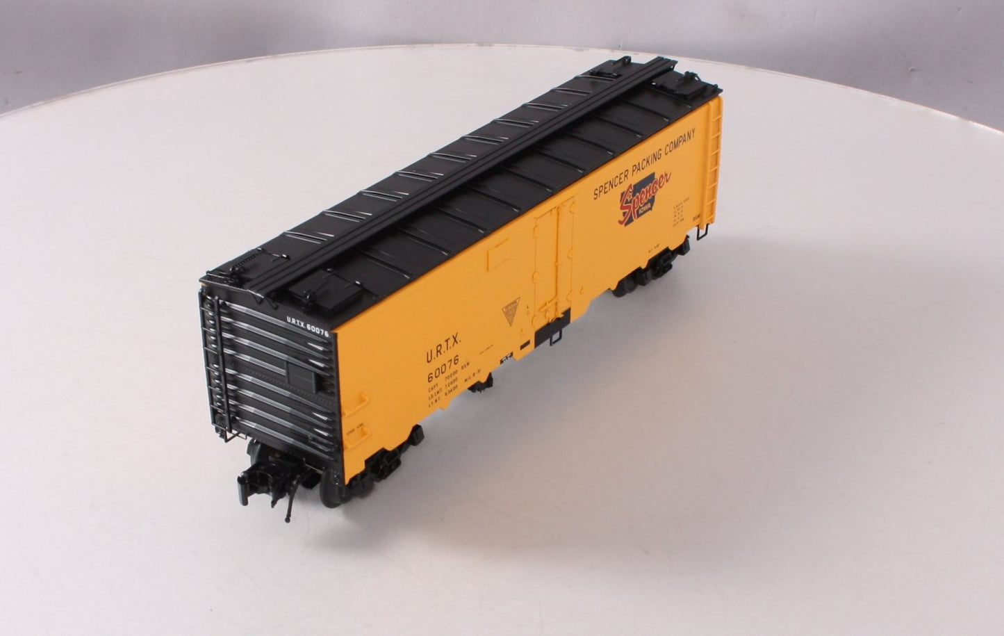 Atlas 3003911-3 Spencer Packing Co. 40' Steel Reefer Car #60076 (3Rail) LN/Box