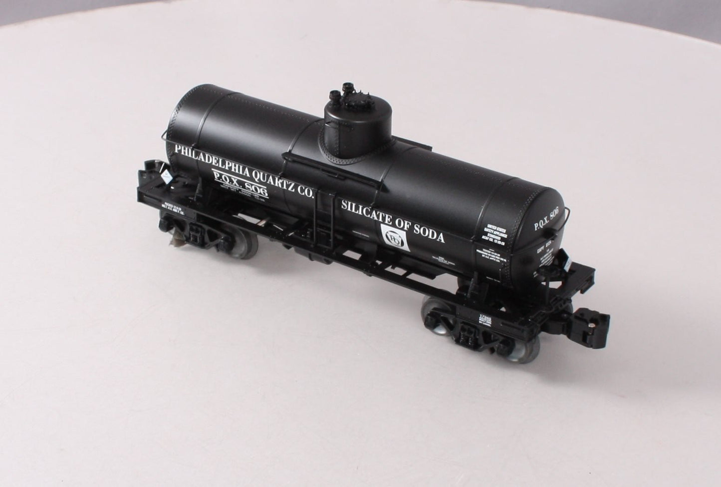 Lionel 6-17948 O Gauge Philadelphia Quartz 8,000 Gallon Tank Car #806 LN/Box