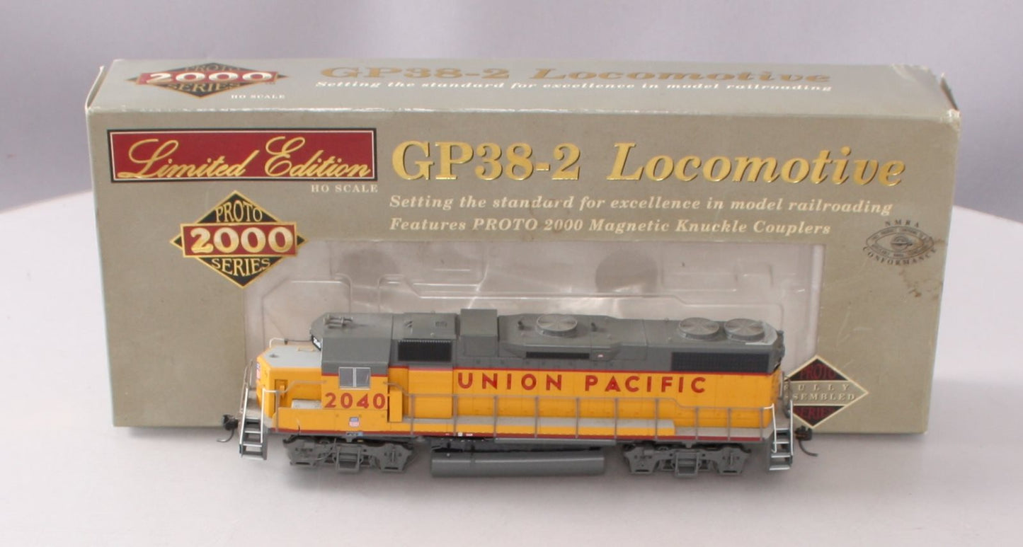 Proto 2000 30791 HO Union Pacific GP38-2 Diesel Locomotive #2040 LN/Box