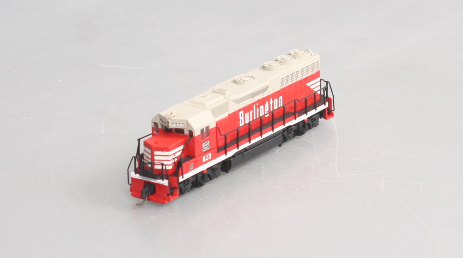 Atlas 48520 N Scale Burlington GP-40 Diesel Locomotive #623 EX/Box