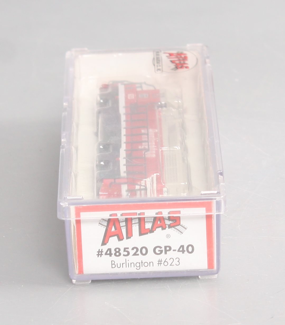 Atlas 48520 N Scale Burlington GP-40 Diesel Locomotive #623 EX/Box