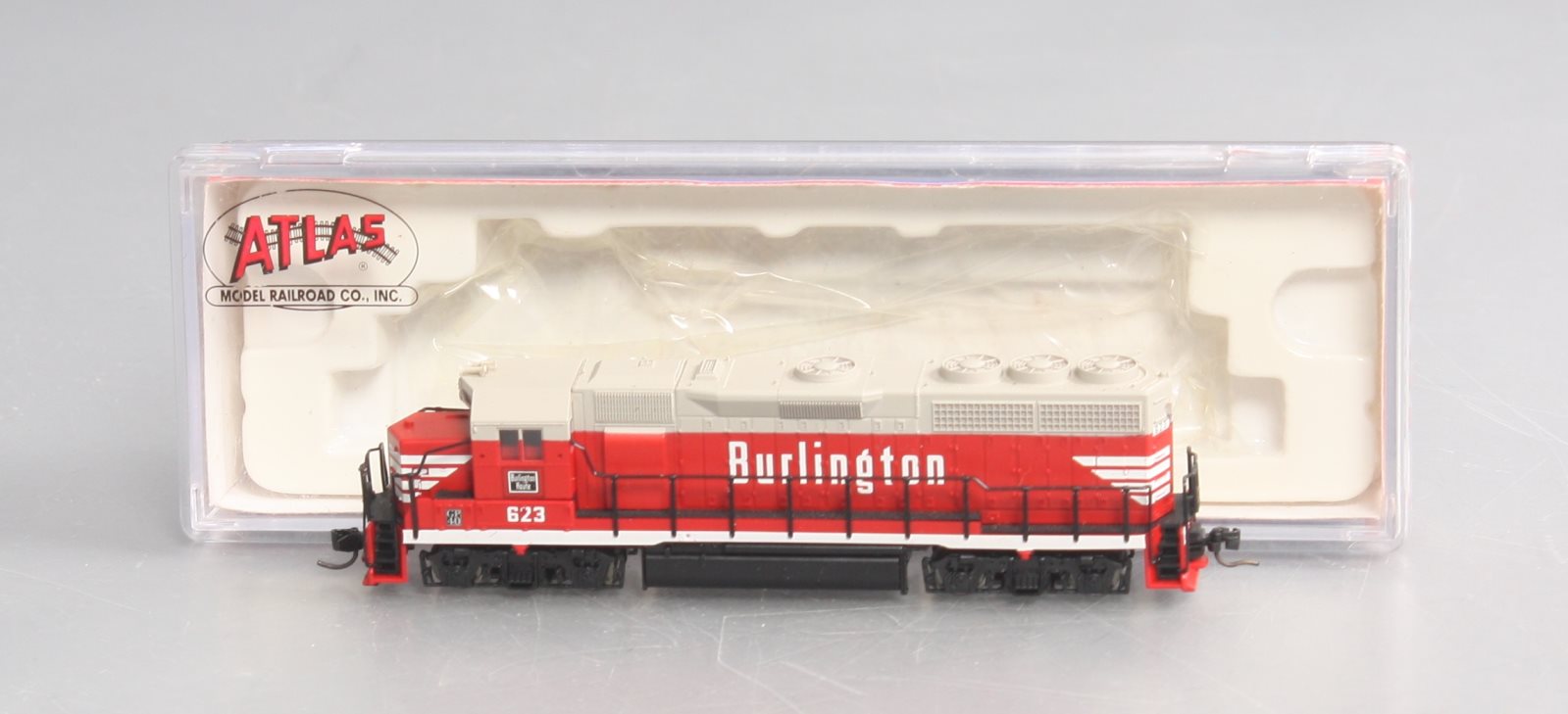 Atlas 48520 N Scale Burlington GP-40 Diesel Locomotive #623 EX/Box