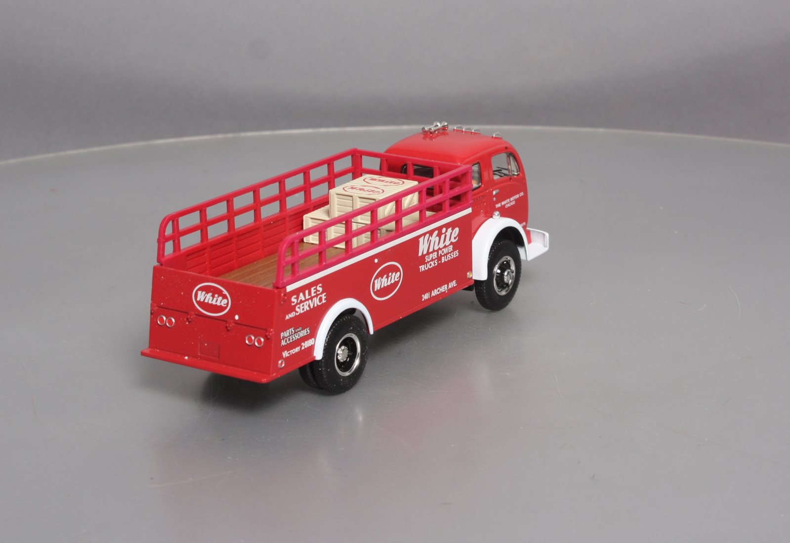 First Gear 19-2084 1:34 Die Cast 1953 White Motor Co. Stake Body Truck