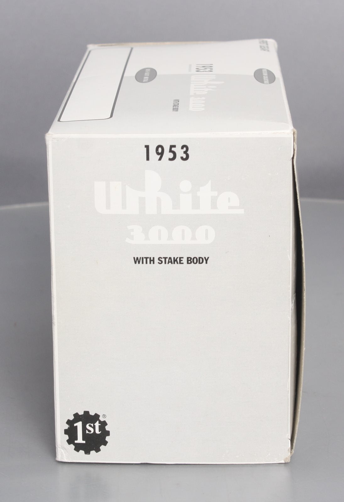 First Gear 19-2084 1:34 Die Cast 1953 White Motor Co. Stake Body Truck