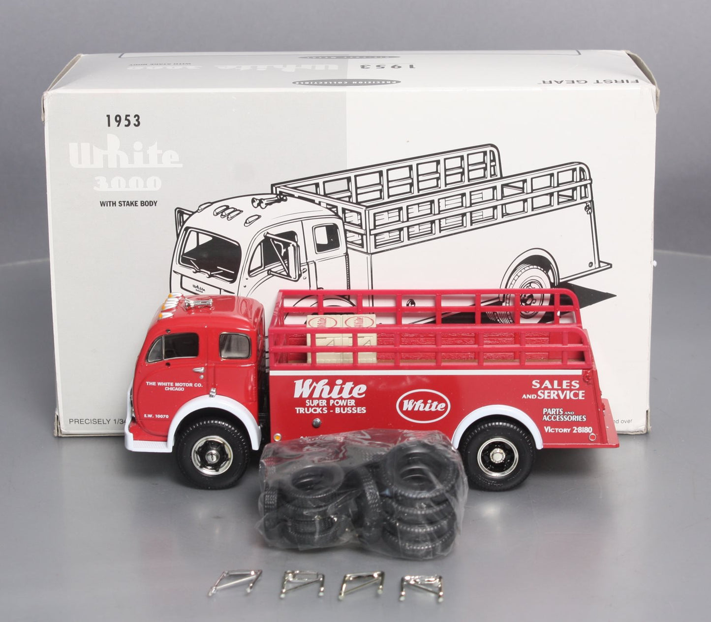 First Gear 19-2084 1:34 Die Cast 1953 White Motor Co. Stake Body Truck