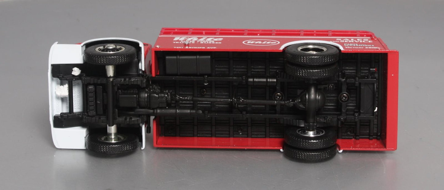 First Gear 19-2084 1:34 Die Cast 1953 White Motor Co. Stake Body Truck