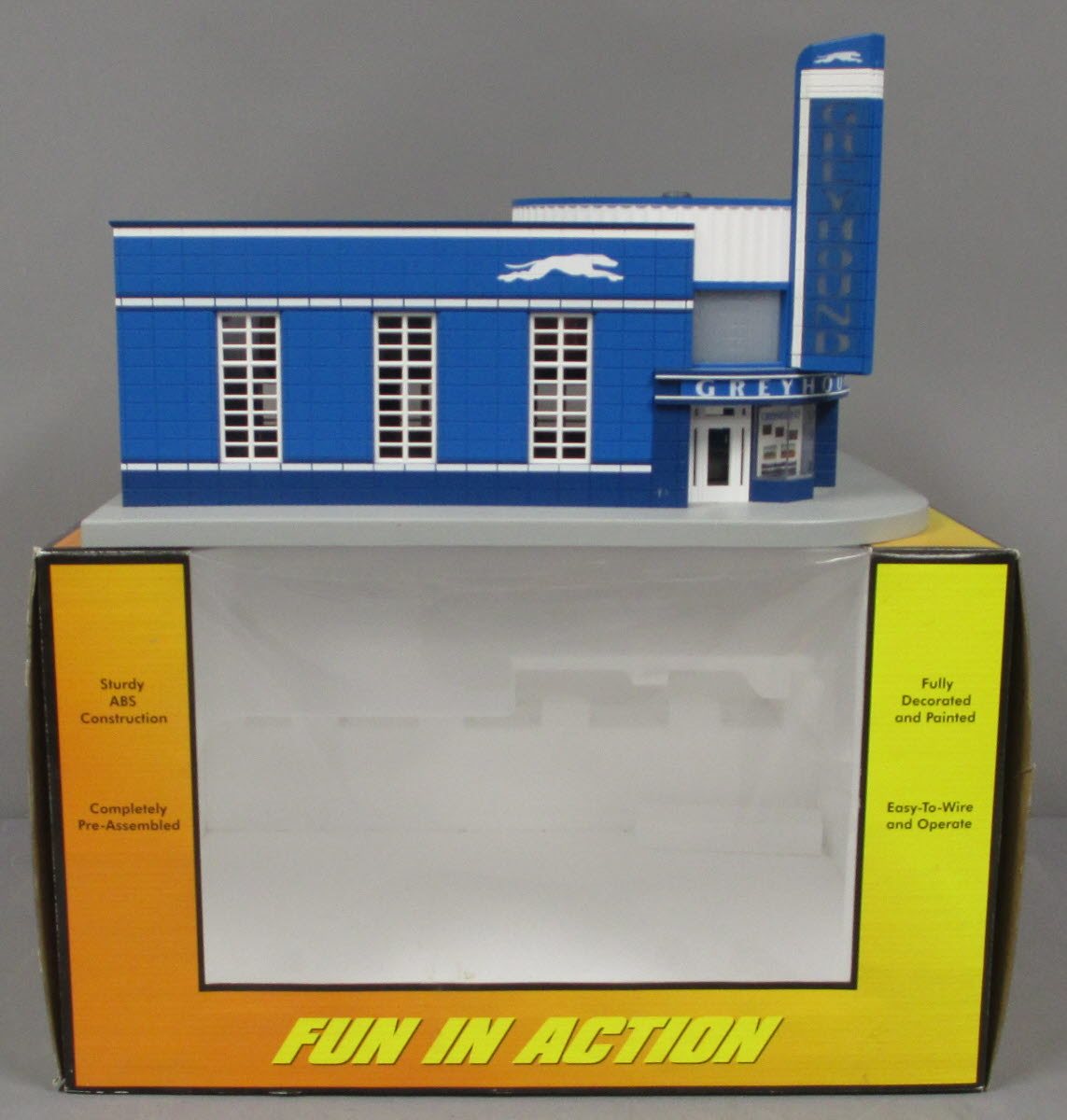 MTH 30-9040 O Gauge Greyhound Bus Station LN/Box