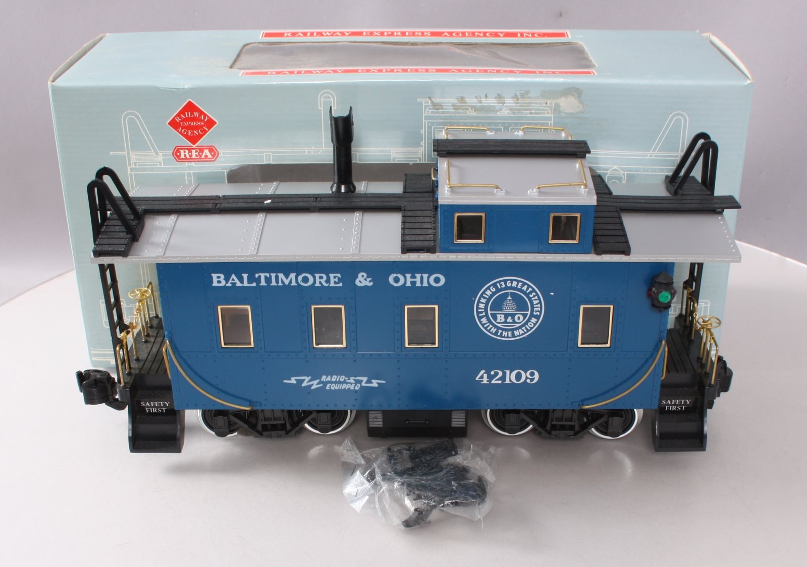 Aristo-Craft 42109 G Baltimore & Ohio Caboose - Metal Wheels