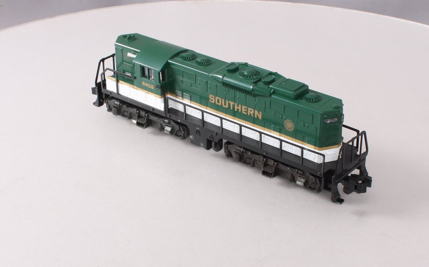 American Flyer 4-8458 S Gauge Southern GP-9 Diesel Locomotive LN/Box