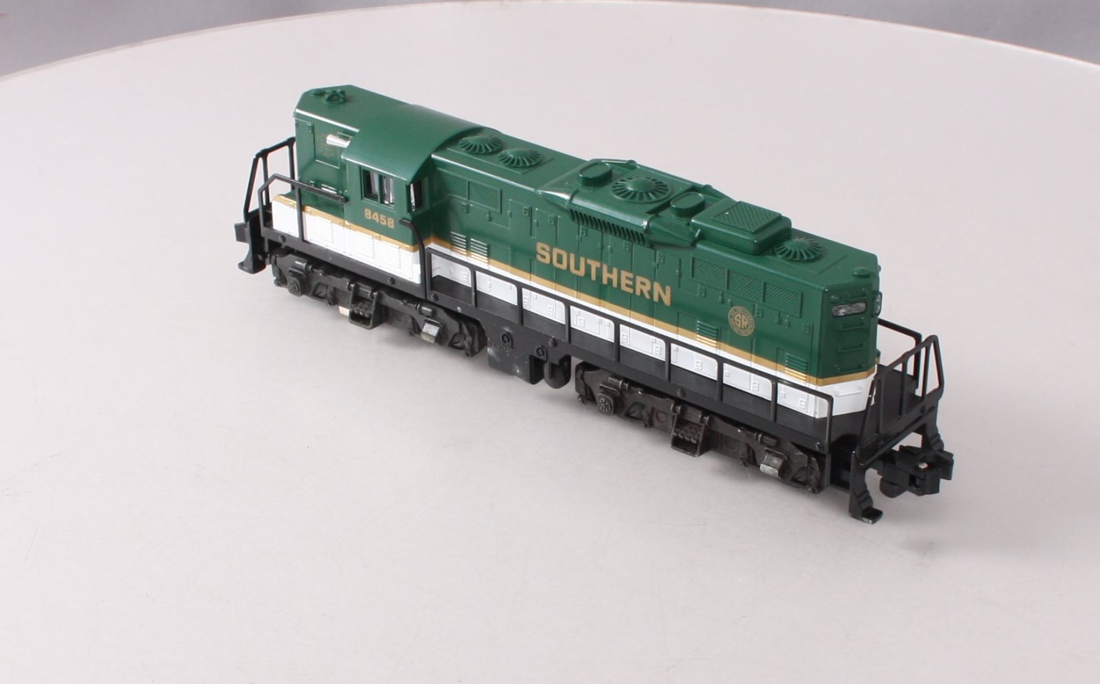 American Flyer 4-8458 S Gauge Southern GP-9 Diesel Locomotive LN/Box