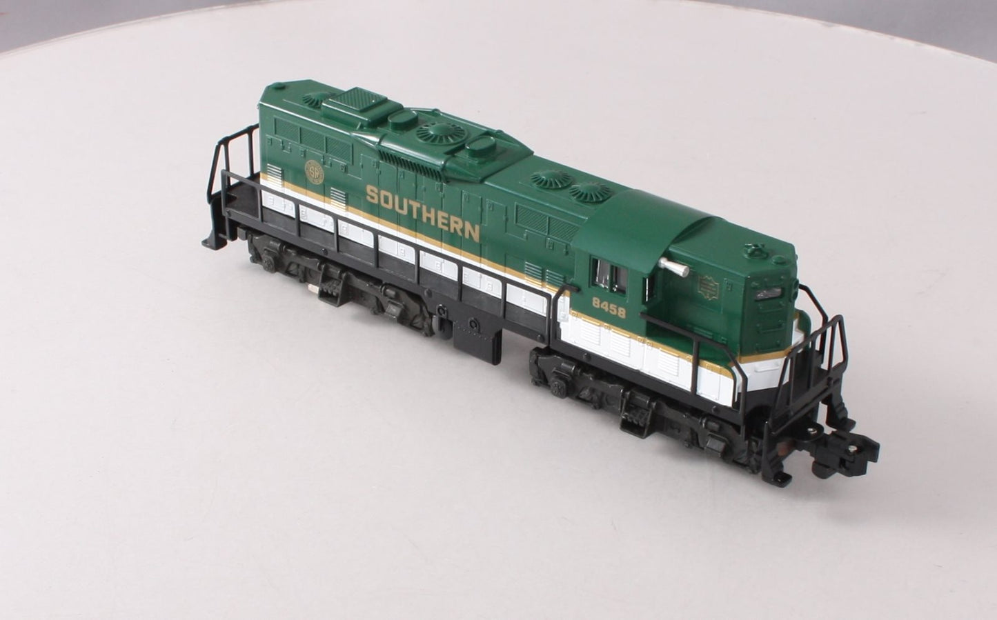 American Flyer 4-8458 S Gauge Southern GP-9 Diesel Locomotive LN/Box