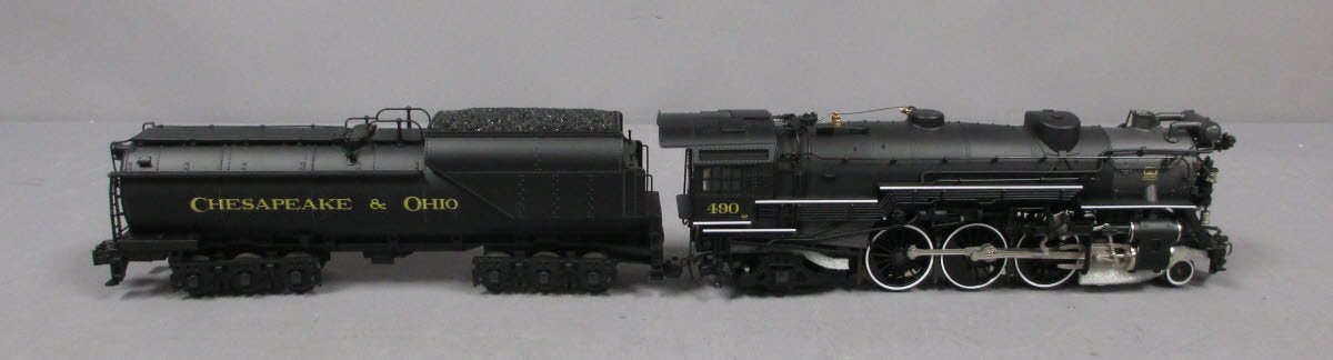 Lionel 6-11128 O C&O F-19 4-6-2 Pacific Steam Locomotive & Tender #490 LN/Box