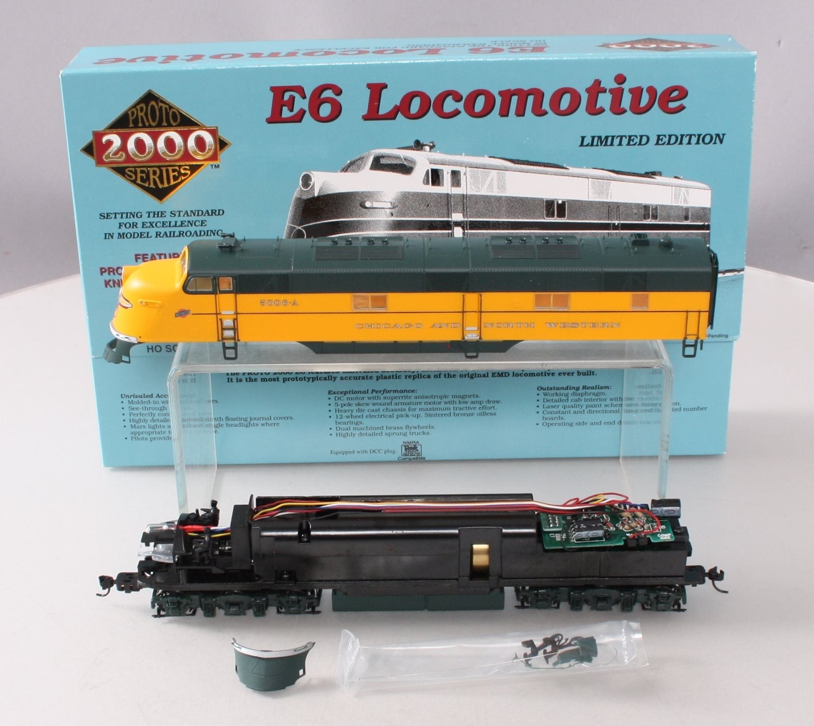 Proto 2000 23188 HO C&NW E-6 Diesel Locomotive w/Mars Light #5006A LN/Box