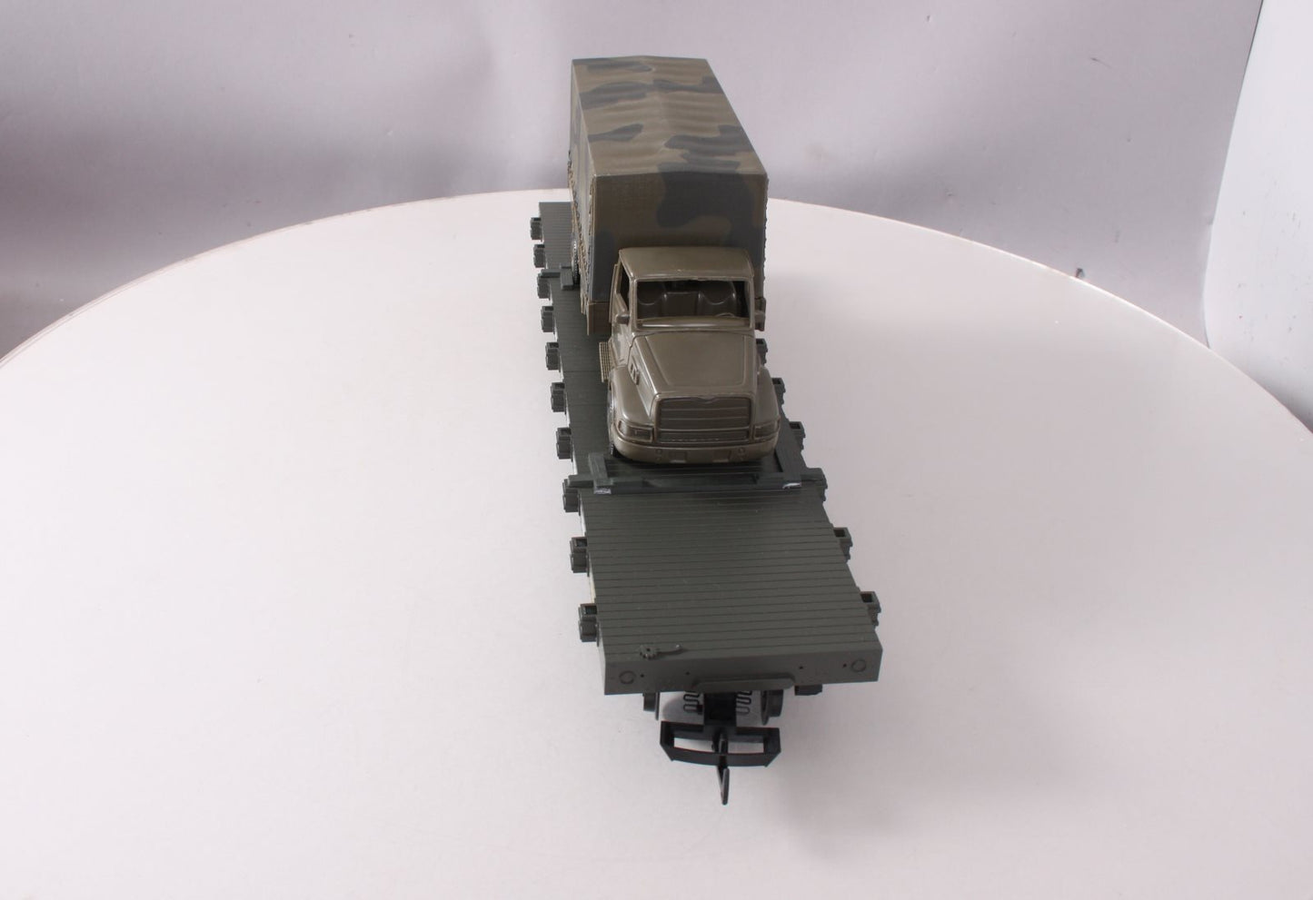 USA Trains R1781 G Scale US Army Flatcar with Truck #G5058