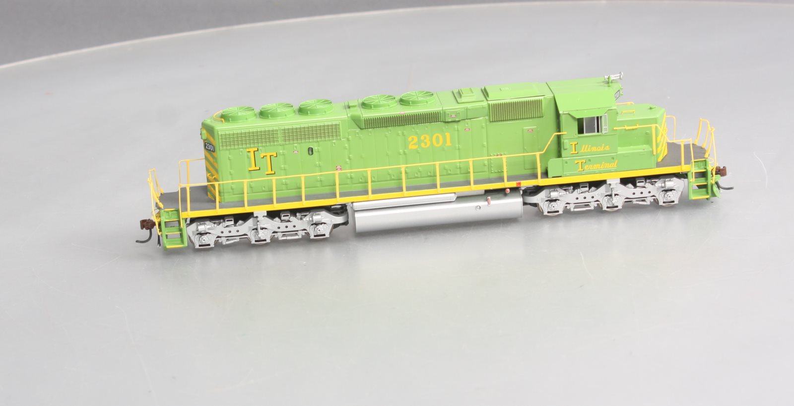 Athearn 98200 HO Scale Illinois Terminal SD40-2 Diesel Locomotive #2301 LN/Box