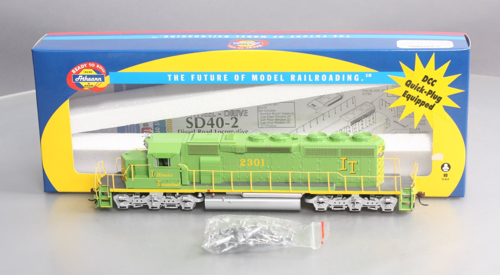 Athearn 98200 HO Scale Illinois Terminal SD40-2 Diesel Locomotive #2301 LN/Box