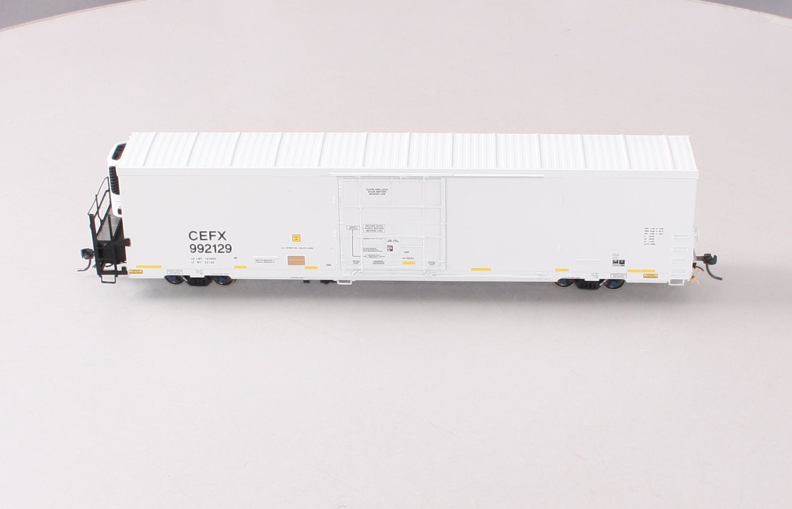 BLMA Models 52911 HO Scale Trinity 64' Reefer CEFX #992129 LN/Box