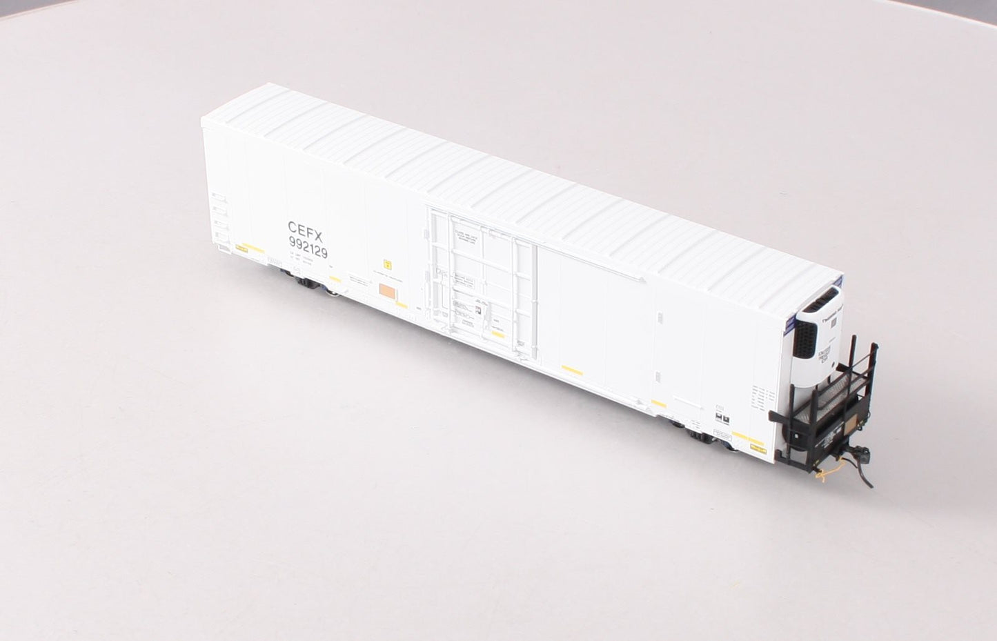 BLMA Models 52911 HO Scale Trinity 64' Reefer CEFX #992129 LN/Box