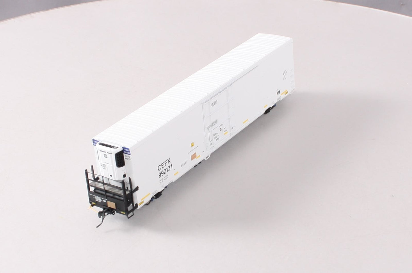 BLMA Models 52913 HO Scale CEFX 64' Refrigerator Car #922131 LN/Box