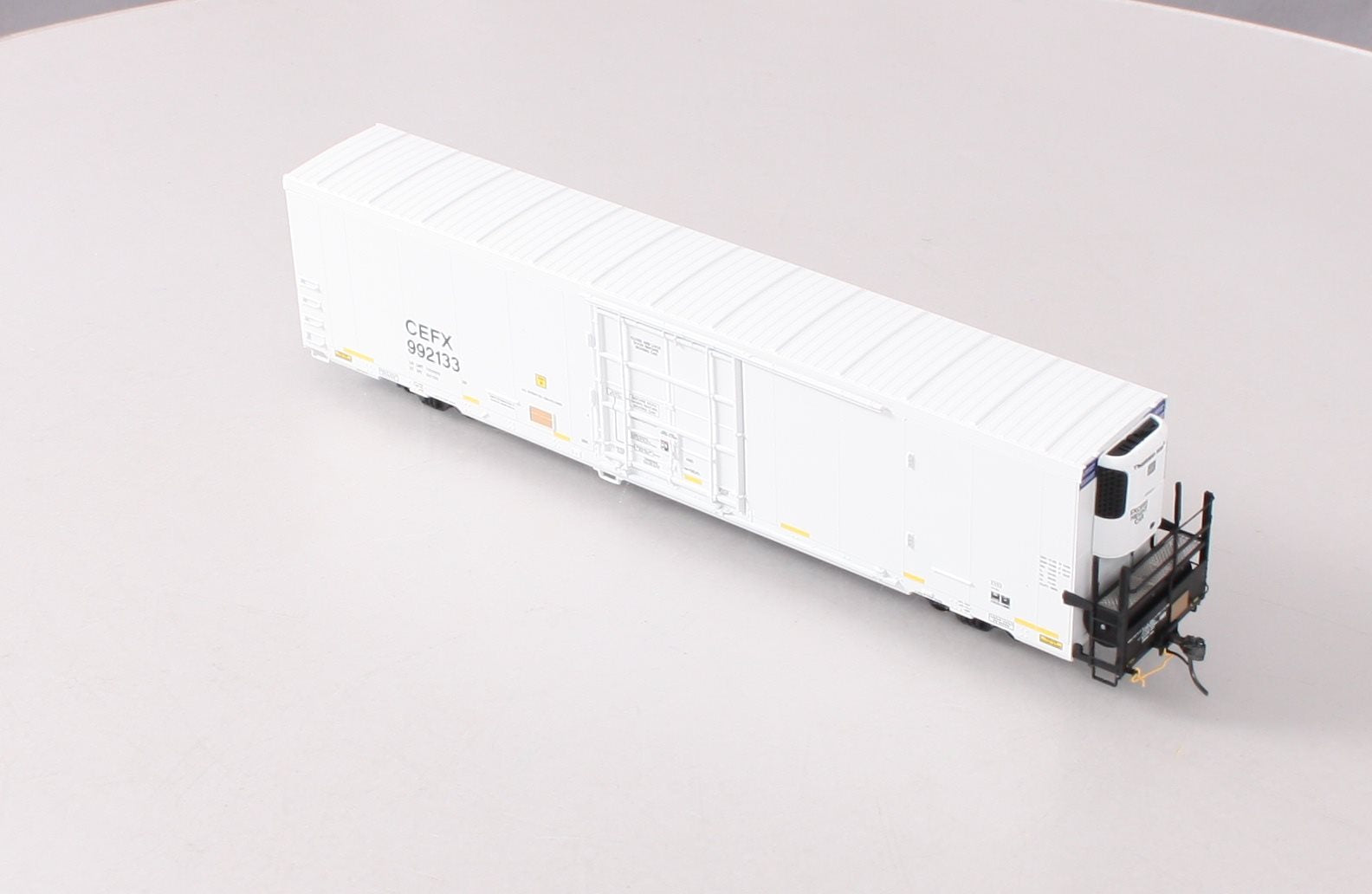 BLMA Models 52915 HO Scale CEFX 64' Refrigerator Car #922133 LN/Box