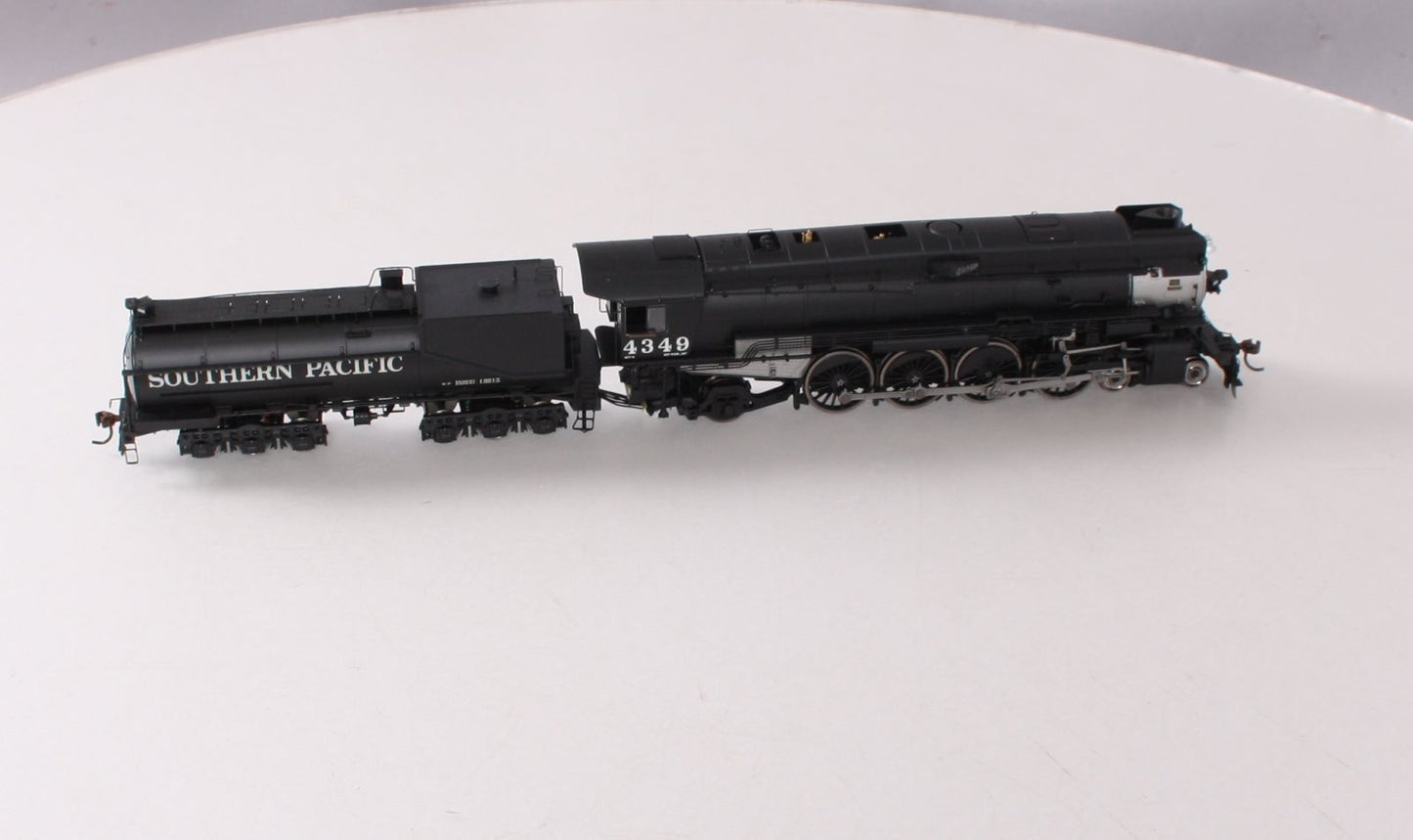 Athearn G97055 HO Southern Pacific MT-4 4-8-2 Steam Locomotive & Tender